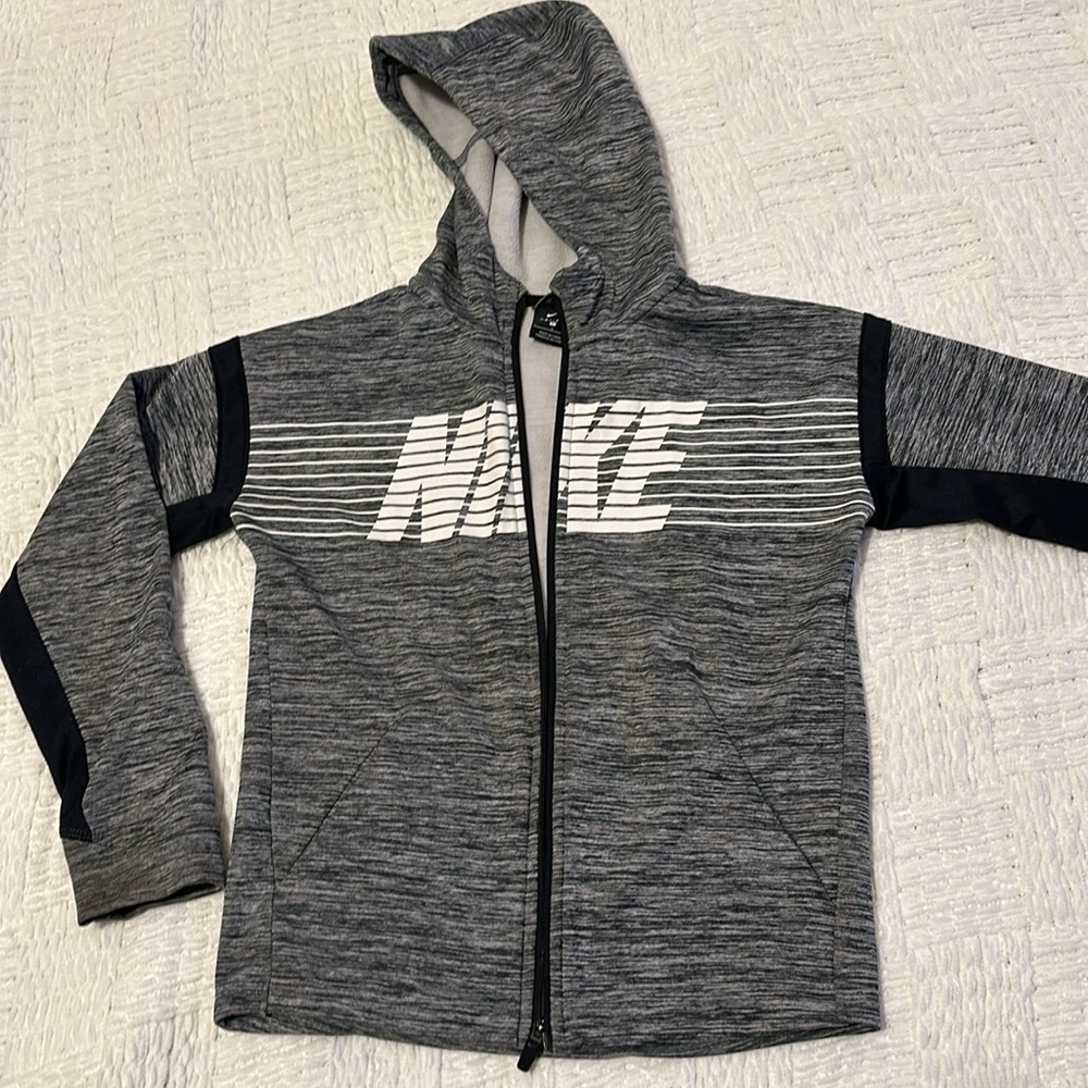 Nike kids hoodie. Large.